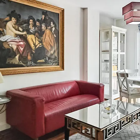 Stunning In With Jacuzzi Apartamento *