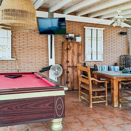 Stunning In With Jacuzzi Apartment *